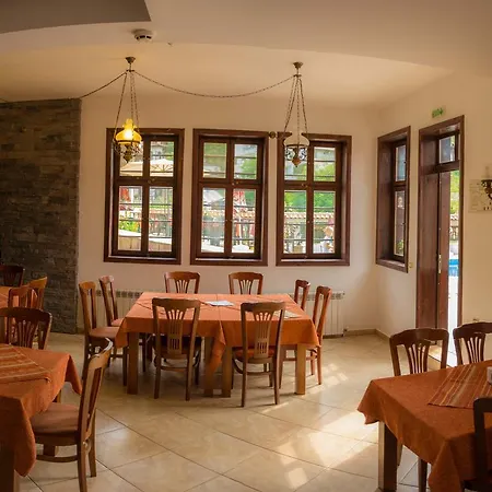 александрови къщи Къща за гости 3*