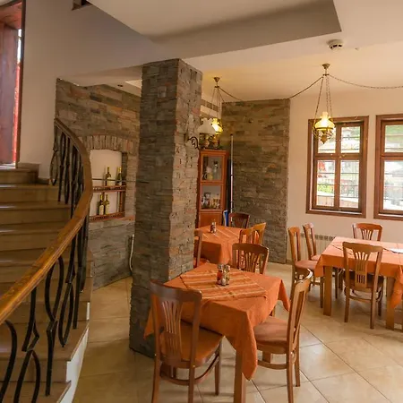 Къща за гости александрови къщи Златоград