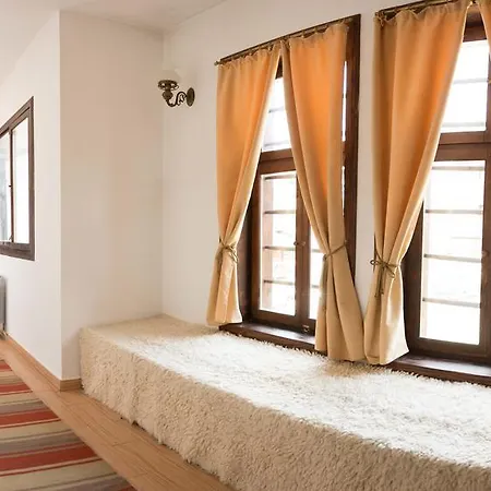 Alexandrov's Houses Gasthof 3*