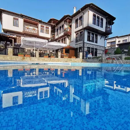 Alexandrov's Houses 3*