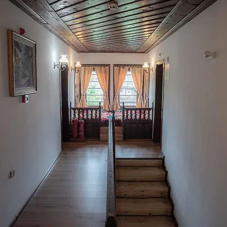 Alexandrov's Houses 3*